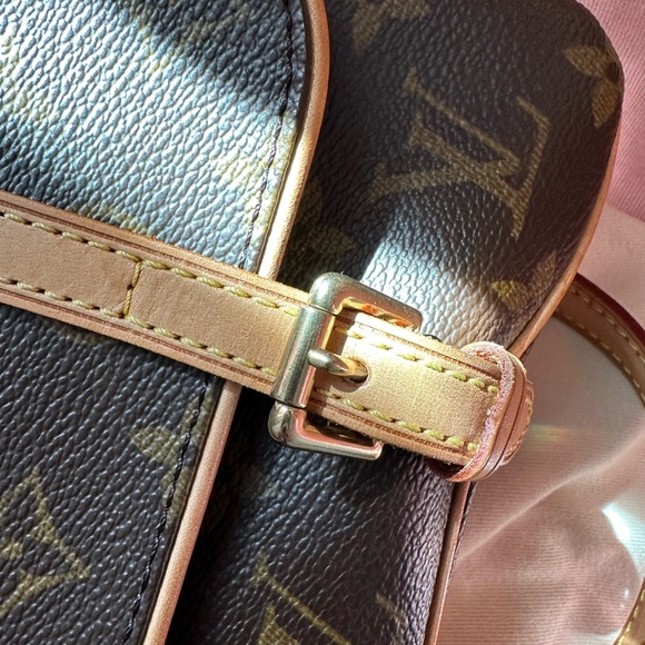 LOUIS VUITTON AUTHENTIC Monogram Pochette Marelle Pouch - Picture 12 of 16